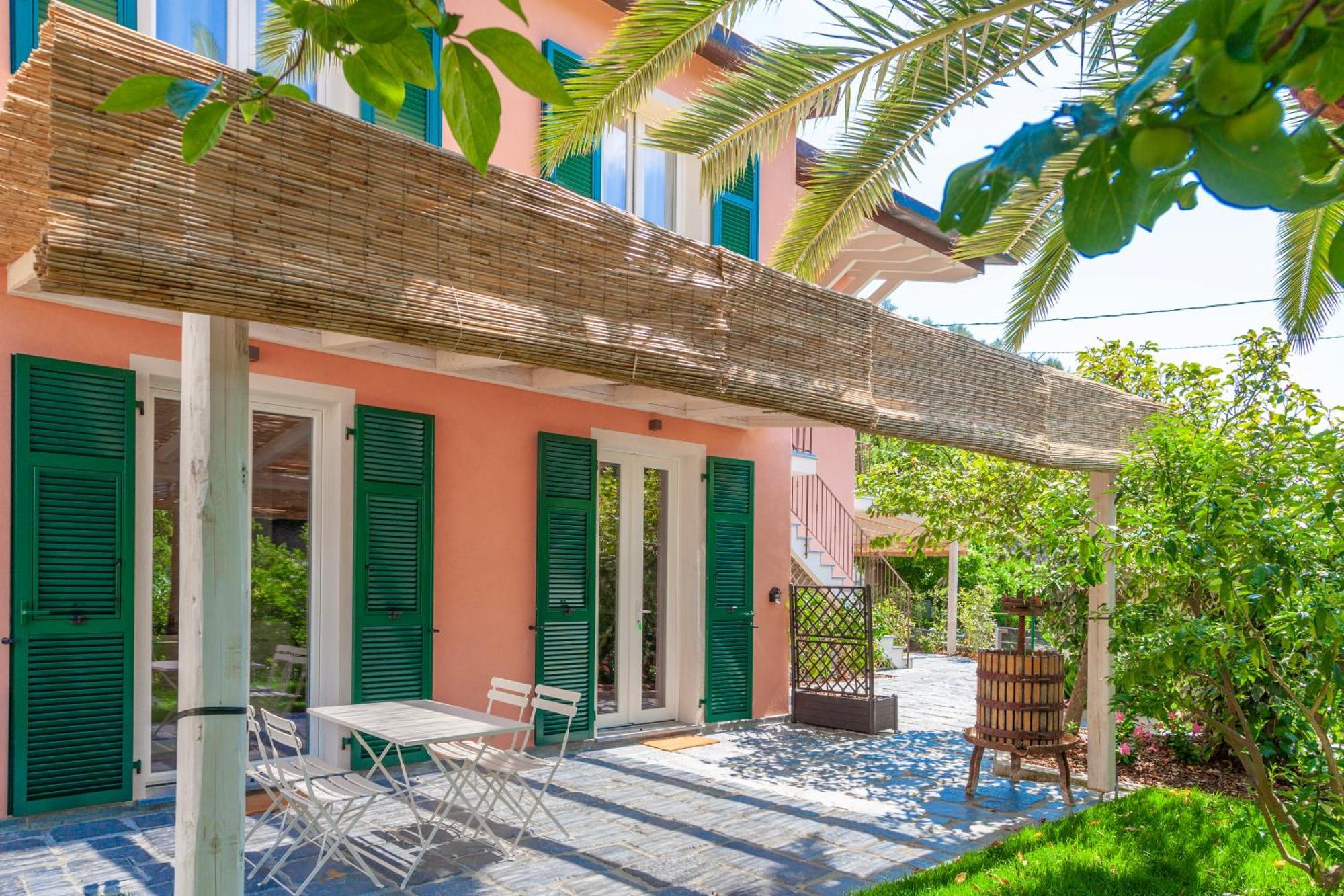 莱万托La Casa Dei Glicini公寓 外观 照片